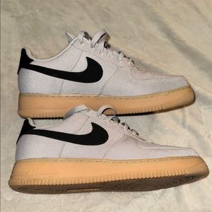 Nike Men's Black and Tan Sneakers